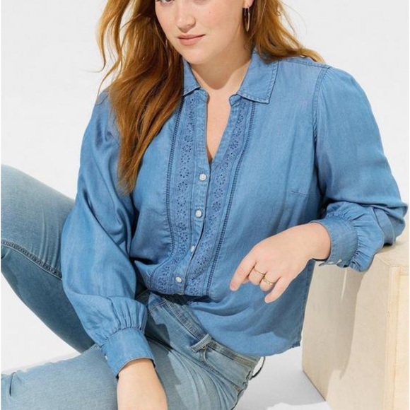 torrid Tops - TORRID | Chambray Button Up Shirt 2X 3X